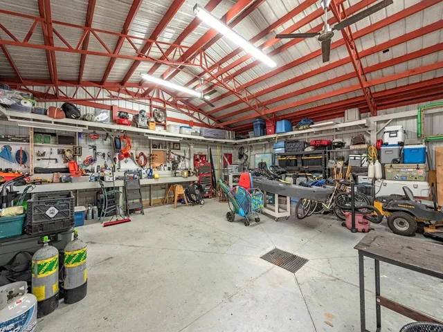 Oversized garage