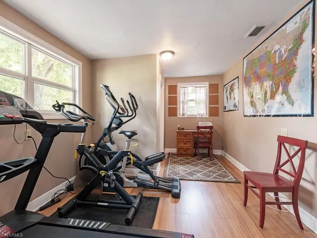 Bonus room