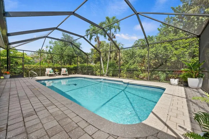 Private lanai
