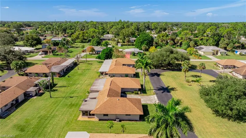 257 Briar Ct, Lehigh Acres, Florida 33936