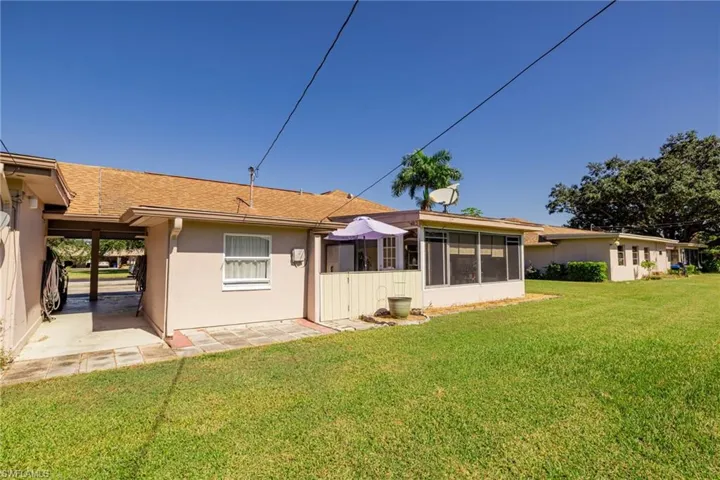 257 Briar Ct, Lehigh Acres, Florida 33936