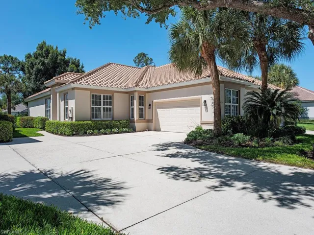 6434  Birchwood  CT, Naples, FL 34109