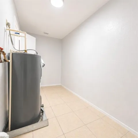 1572 Cypress Dr, Fort Myers, Florida 33907