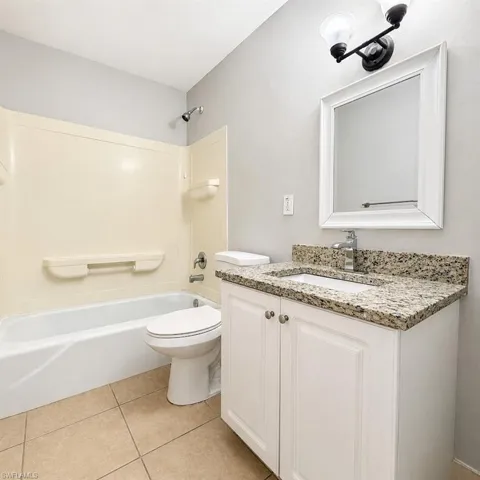1572 Cypress Dr, Fort Myers, Florida 33907