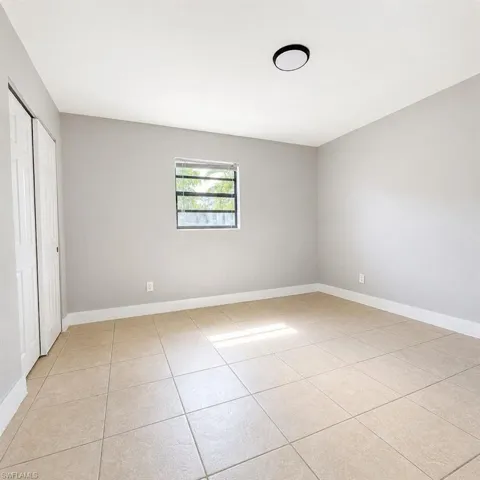 1572 Cypress Dr, Fort Myers, Florida 33907
