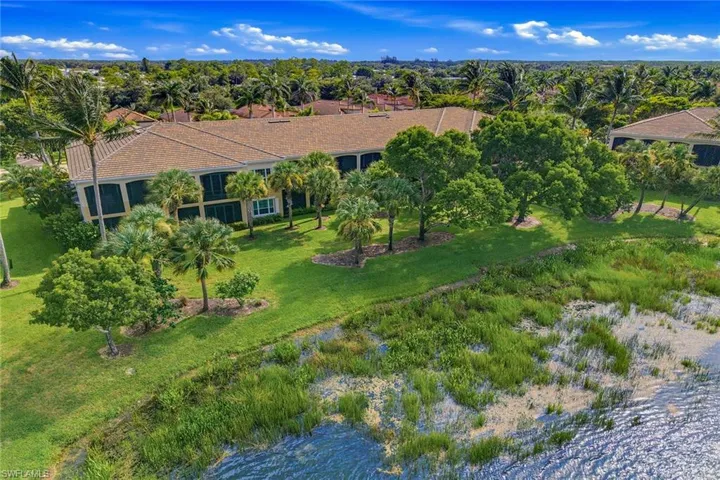 3053 Aviamar Cir 203, Naples, Florida 34114