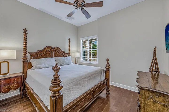 3053 Aviamar Cir 203, Naples, Florida 34114