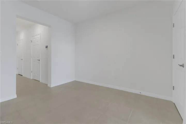 15176  Wildflower  CIR, Naples, FL 34119