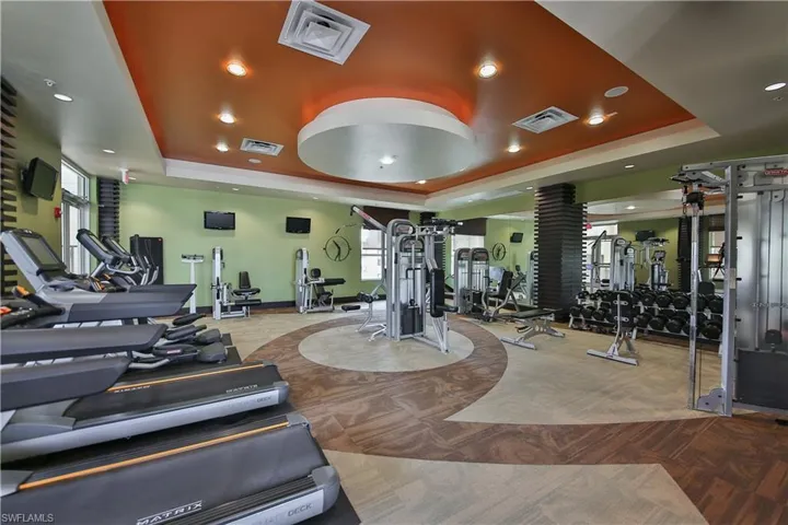 9115  Strada  PL, Naples, FL 34108
