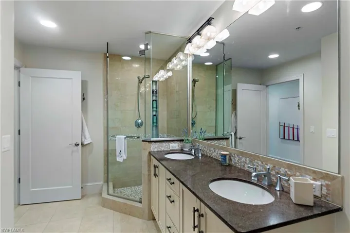 9115  Strada  PL, Naples, FL 34108