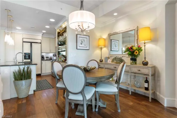 9115  Strada  PL, Naples, FL 34108