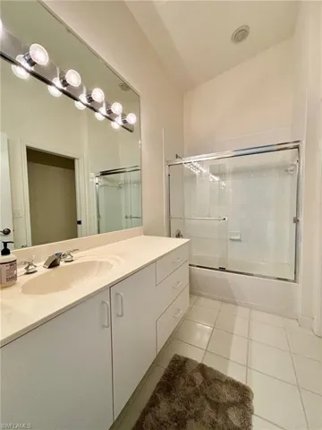 6650 Se Beach Resort Dr # 910, Naples, Florida 34114