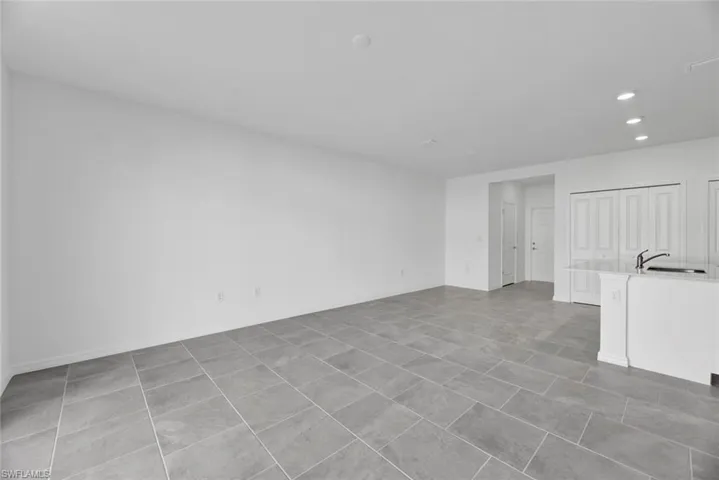 14236  Oviedo  PL, Fort Myers, FL 33905