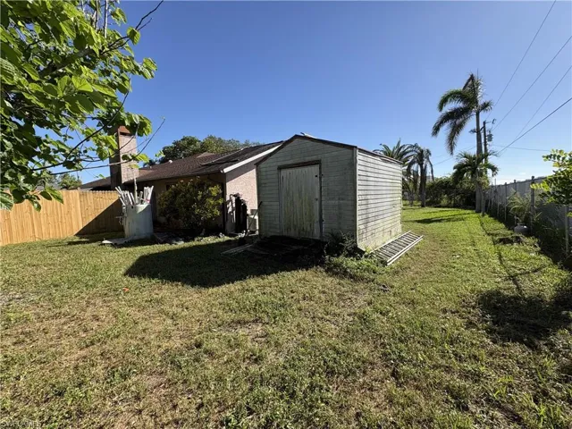 1124 NW 1st  PL, Cape Coral, FL 33993