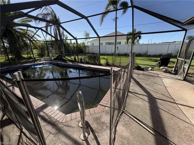 1124 NW 1st  PL, Cape Coral, FL 33993