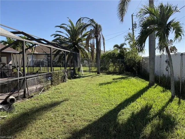 1124 NW 1st  PL, Cape Coral, FL 33993