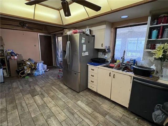 1124 NW 1st  PL, Cape Coral, FL 33993