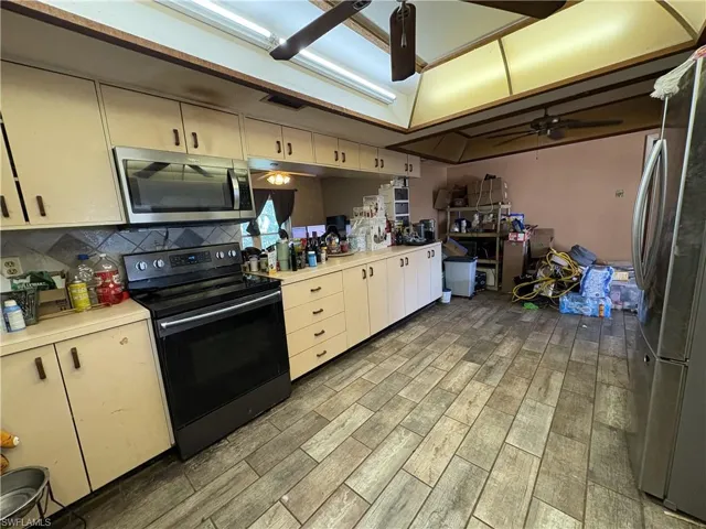 1124 NW 1st  PL, Cape Coral, FL 33993