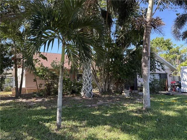 1124 NW 1st  PL, Cape Coral, FL 33993