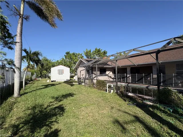 1124 NW 1st  PL, Cape Coral, FL 33993