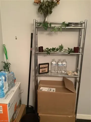 2nd bath used as additional storage