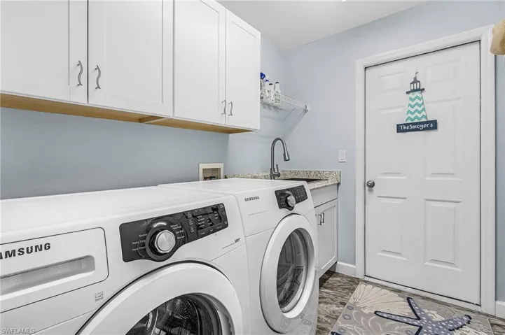 9237 Lanthorn Way, Estero, Florida 33928