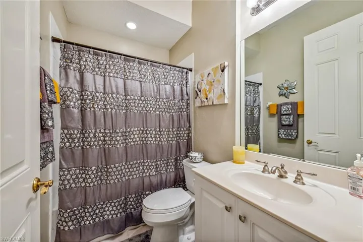 9275 Museo Cir # 103, Naples, Florida 34114