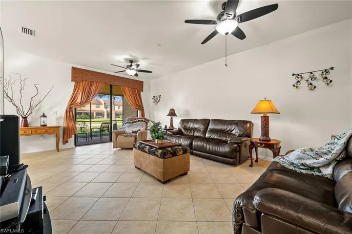 7357  Bristol  CIR, Naples, FL 34120