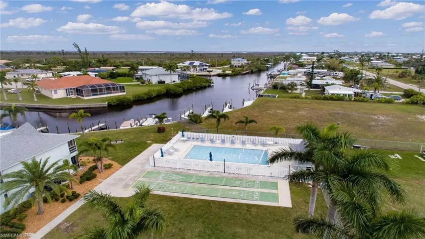 2936 Oleander ST # A2, ST. JAMES CITY FL 33956
