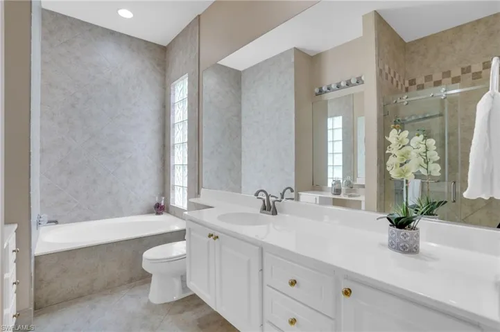 5815  Charlton  WAY, Naples, FL 34119