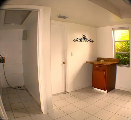 Kitchen (door going out into garage)