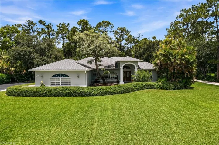 2053 17th St Sw, Naples, Florida 34117