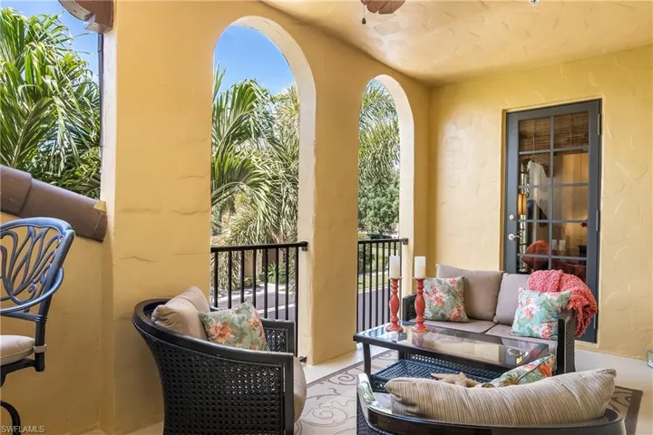 8965  Malibu  LN, Naples, FL 34113