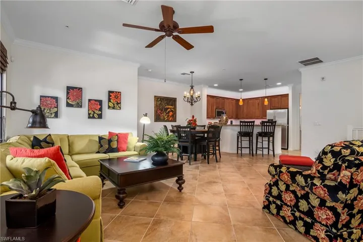 8965  Malibu  LN, Naples, FL 34113