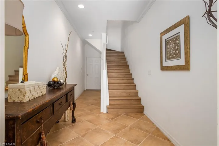 8965  Malibu  LN, Naples, FL 34113