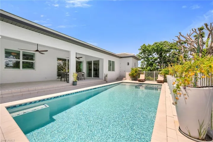 4584 W Alhambra  CIR, Naples, FL 34103