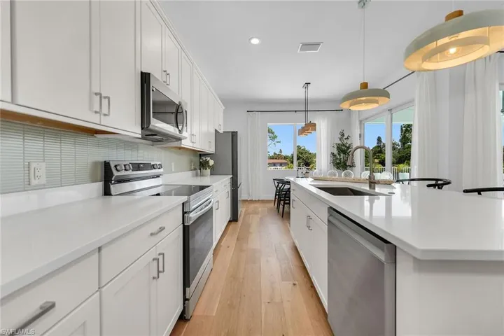 4584 W Alhambra  CIR, Naples, FL 34103