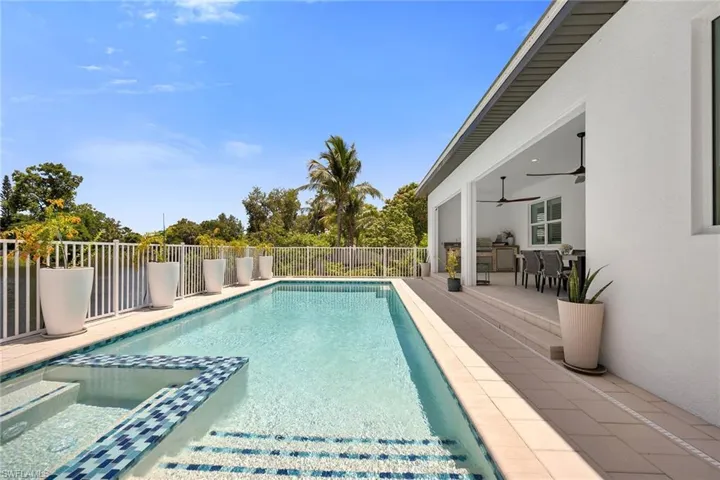 4584 W Alhambra  CIR, Naples, FL 34103