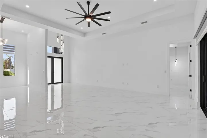 1617 Ne 12th St, Cape Coral, Florida 33909