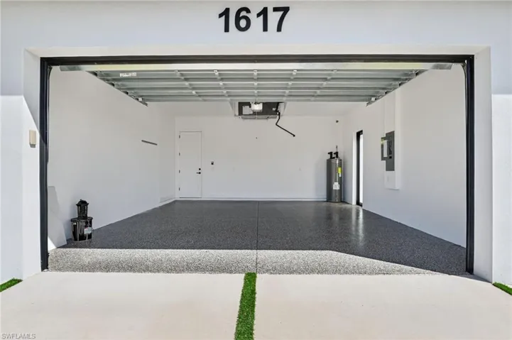 1617 Ne 12th St, Cape Coral, Florida 33909