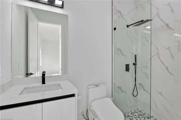 Guest Bathroom #4