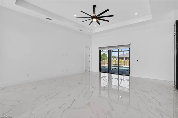 1617 Ne 12th St, Cape Coral, Florida 33909