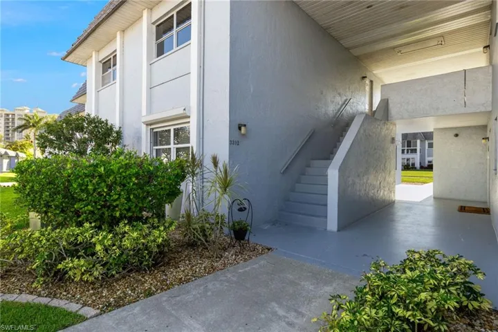3392 N Key  DR, North Fort Myers, FL 33903