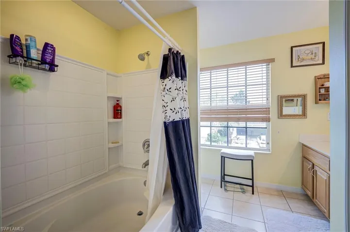 8889 Fawn Ridge Dr, Fort Myers, Florida 33912