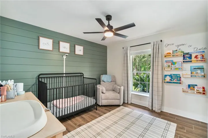 Guest bedroom 1.
