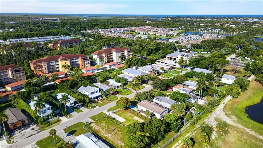 144 Jeepers Dr, Naples, Florida 34112