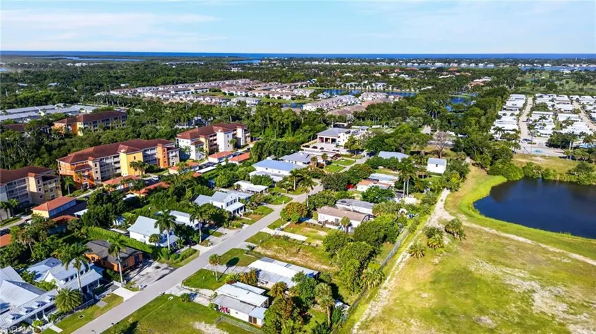 144 Jeepers Dr, Naples, Florida 34112
