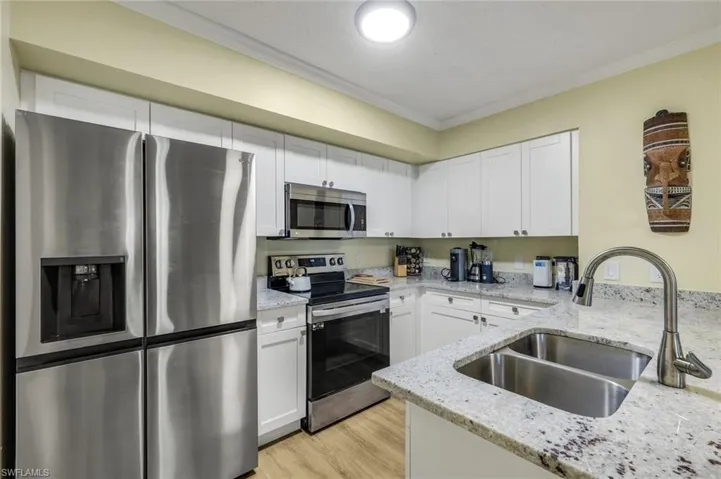 8635 River Homes Ln 2103, Bonita Springs, Florida 34135