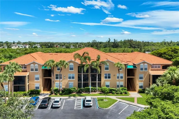 8635 River Homes Ln 2103, Bonita Springs, Florida 34135