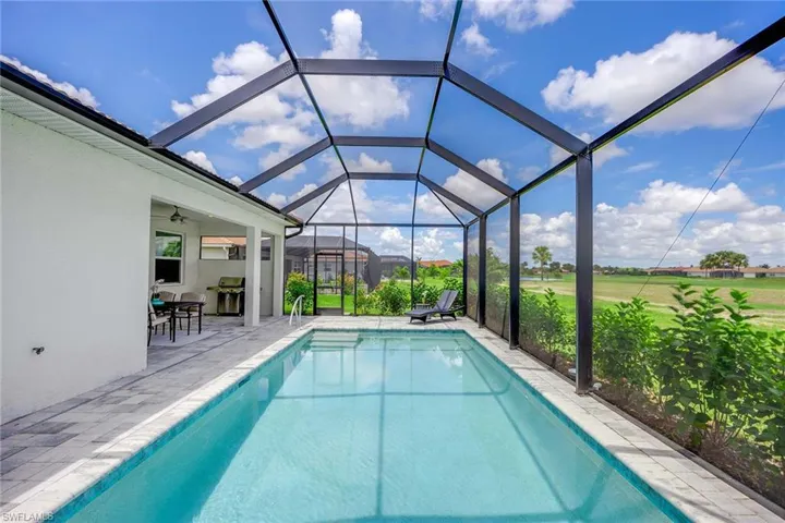 18711  Ensenada  DR, Naples, FL 34114